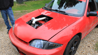 Illustration for article titled The ten most MacGyver-like car hacks